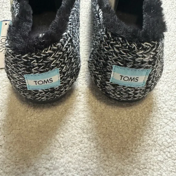 NWT TOMS ALPARGATA black multi cozy sweater knit flats - Picture 4 of 5